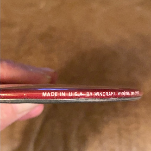 Washington Redskins Pin Back By Wincraft Collectible Sports Memorabilia - Picture 2 of 4